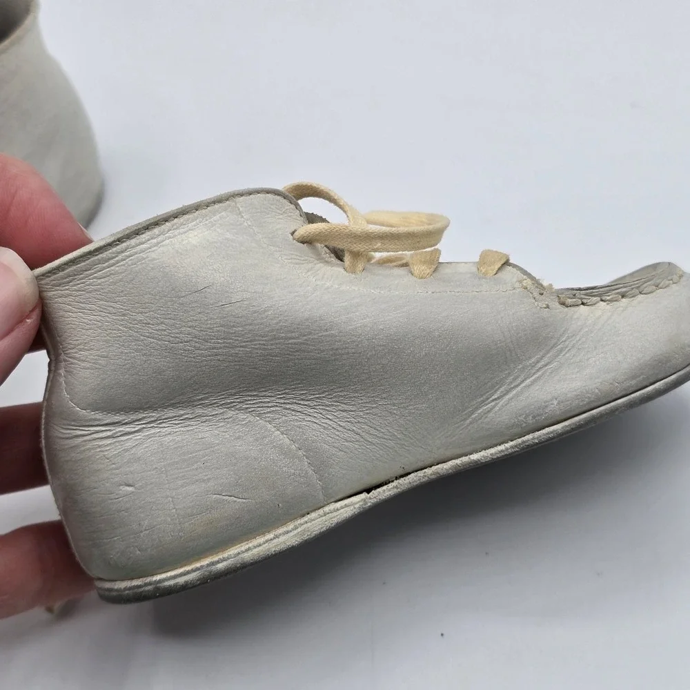 Vintage Stride‎ Rite White Leather Baby Shoes Lace Up High Top First Walkers